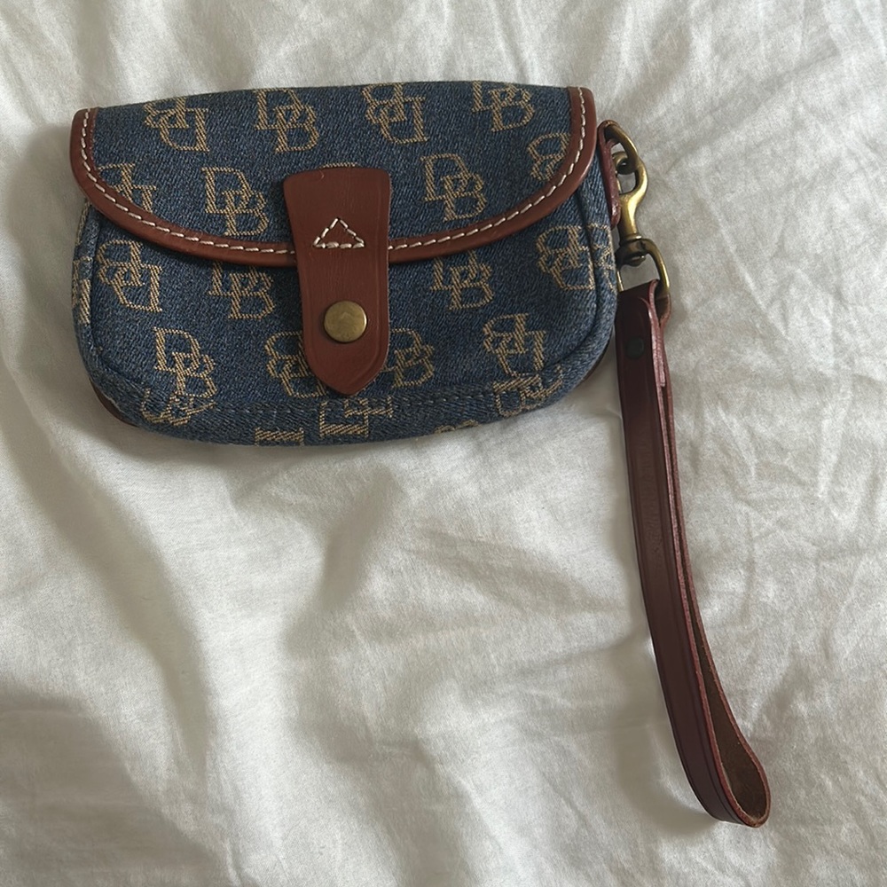 Dooney & Bourke Wristlet